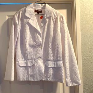 Gorgeous White Embroidered Lightweight Blazer / Jacket XL plus size